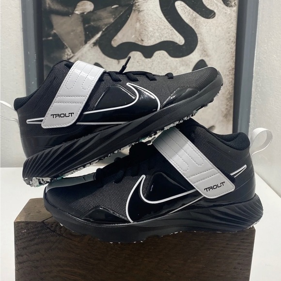 trout 7 turf